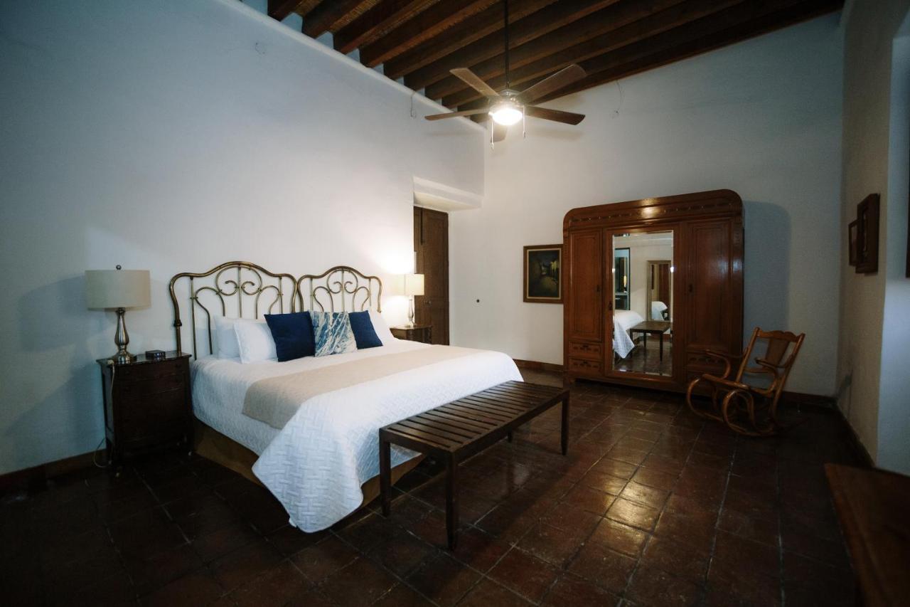 Hotel El Farol Parras de la Fuente Exteriör bild